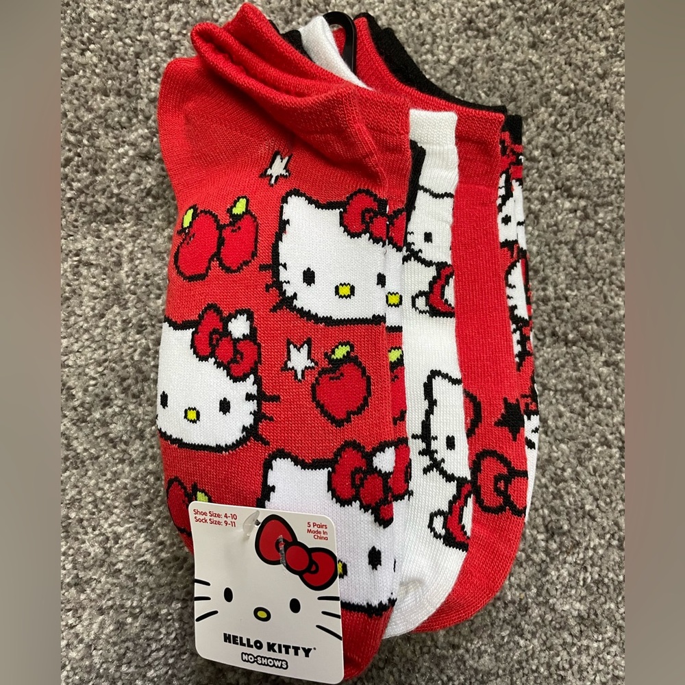 Sanrio Hello Kitty Women’s Socks 5 Pairs